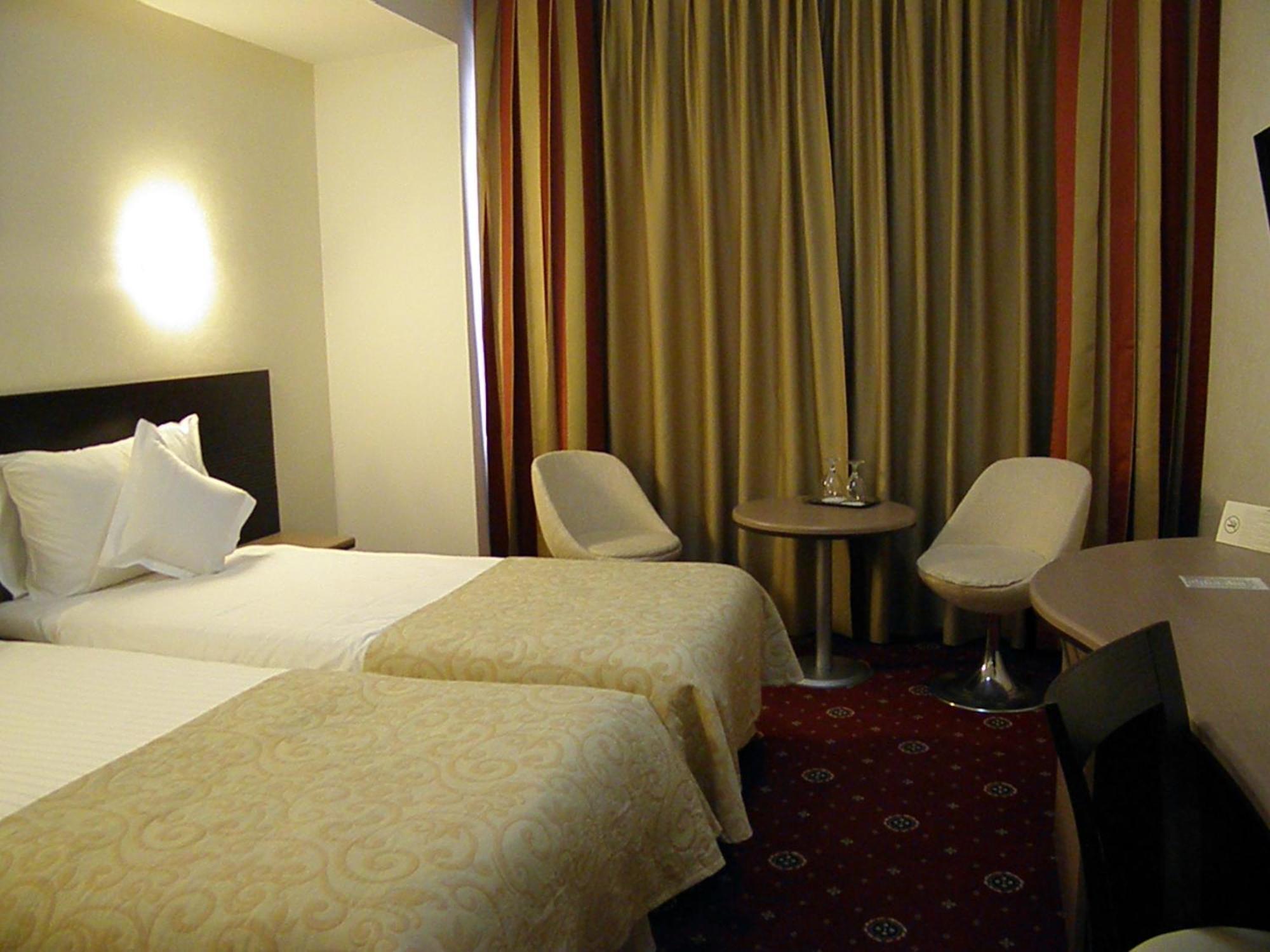 Hotel Berthelot Bucureşti Cameră foto